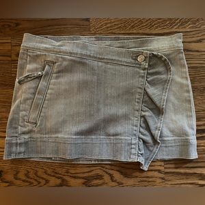 NWOT 7 For All Mankind Gray Button Wrap Denim Mini Skirt with Ruffle